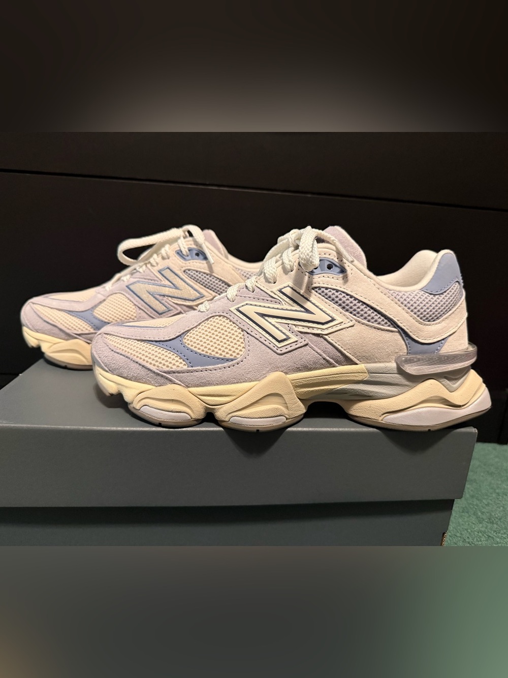 New Balance 9060
